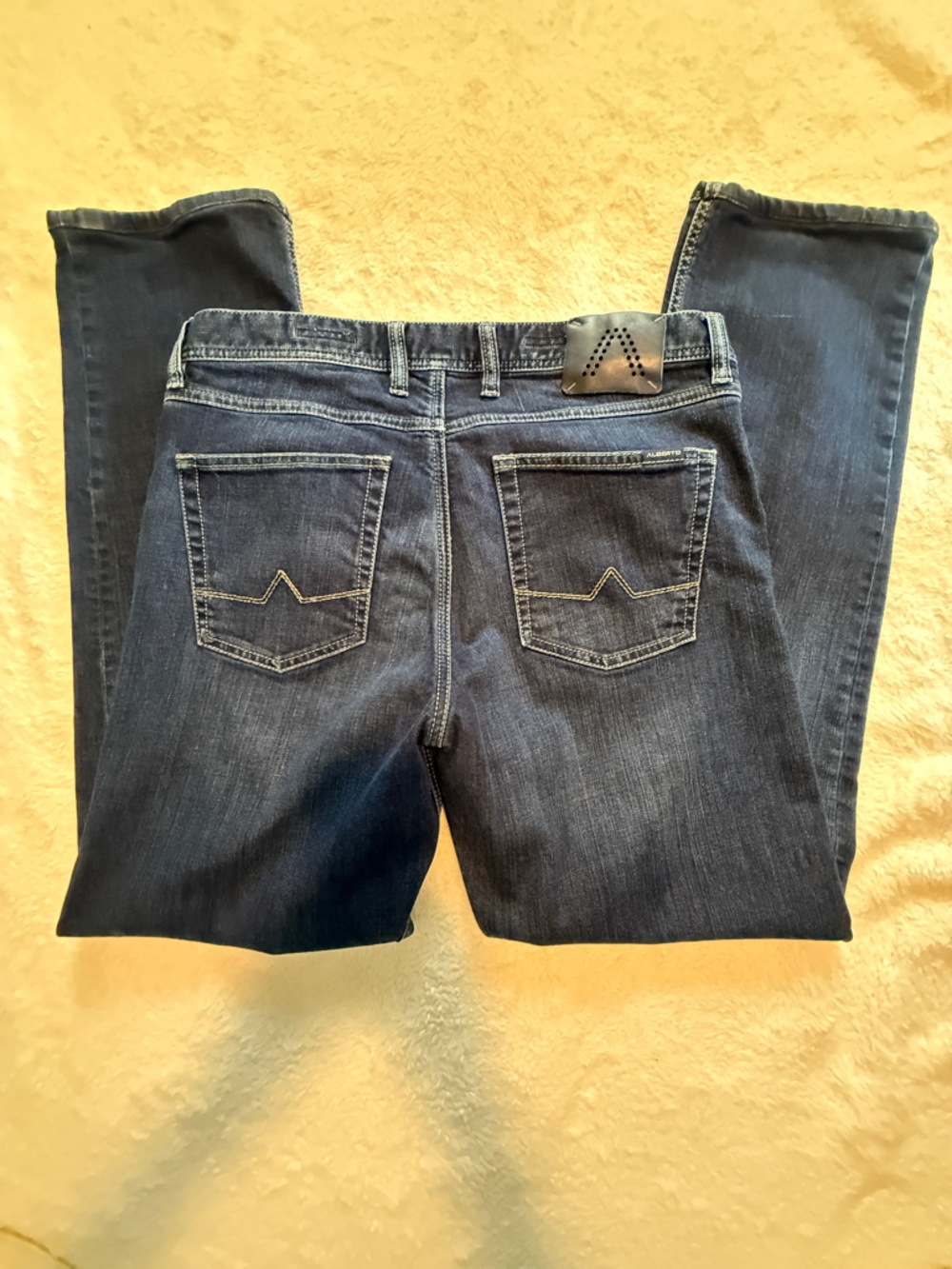 Men's Alberto Luxury T400Dark Blue Jeans - Classic Back Pocket Detail